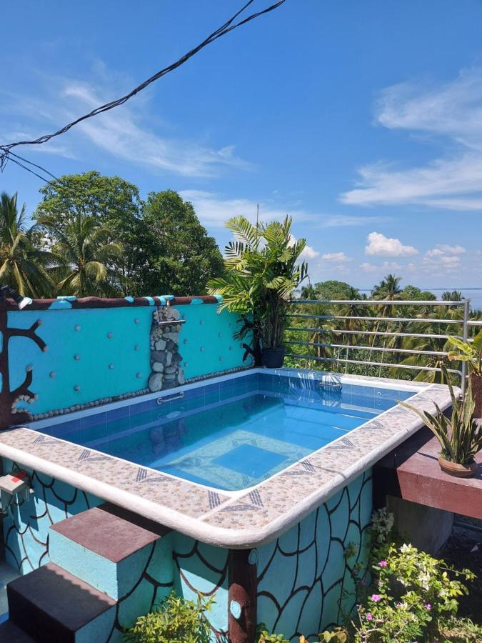 Island Samal Overlooking View House With Swimming Pools San Antonio  外观 照片