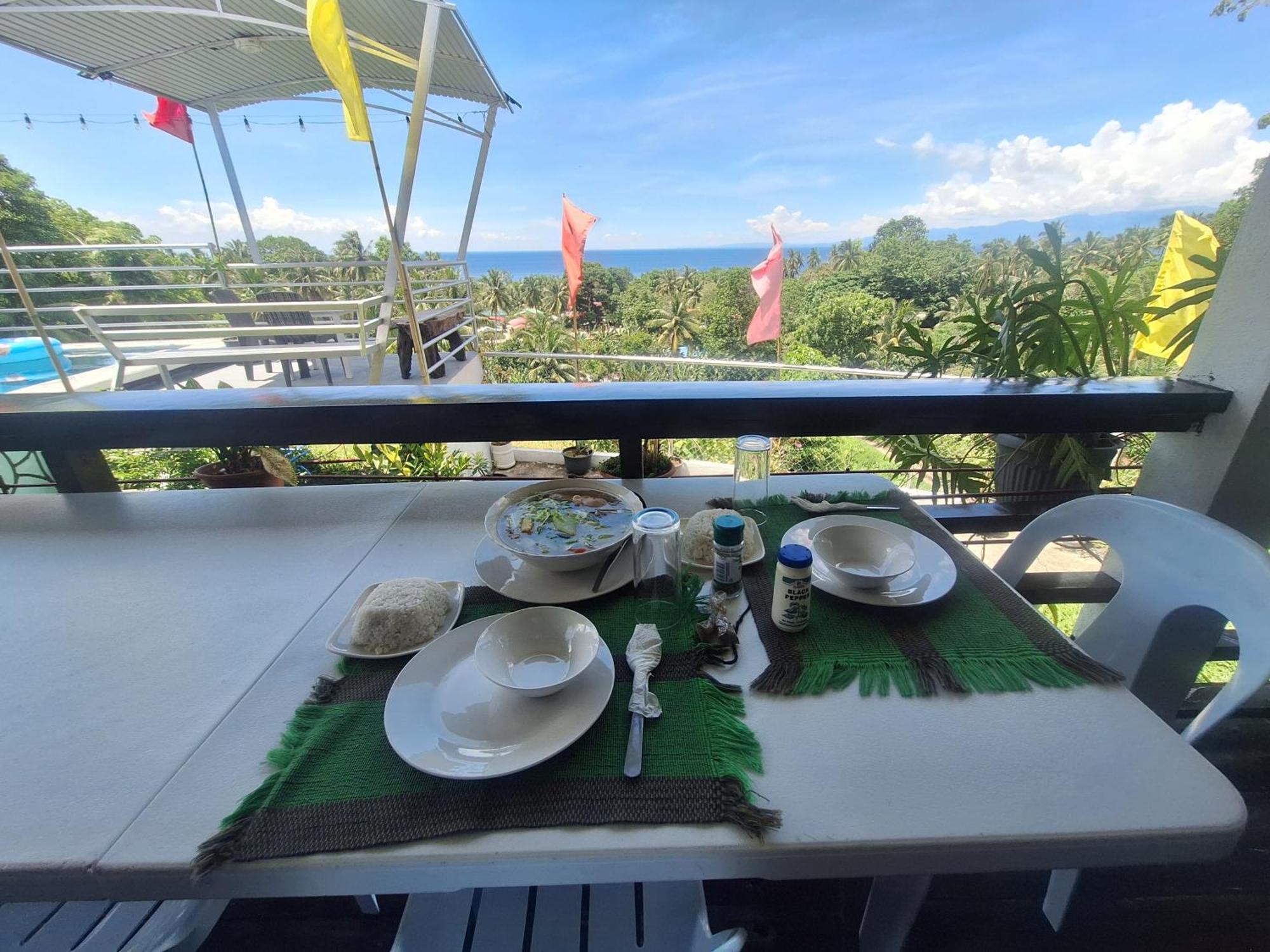 Island Samal Overlooking View House With Swimming Pools San Antonio  外观 照片